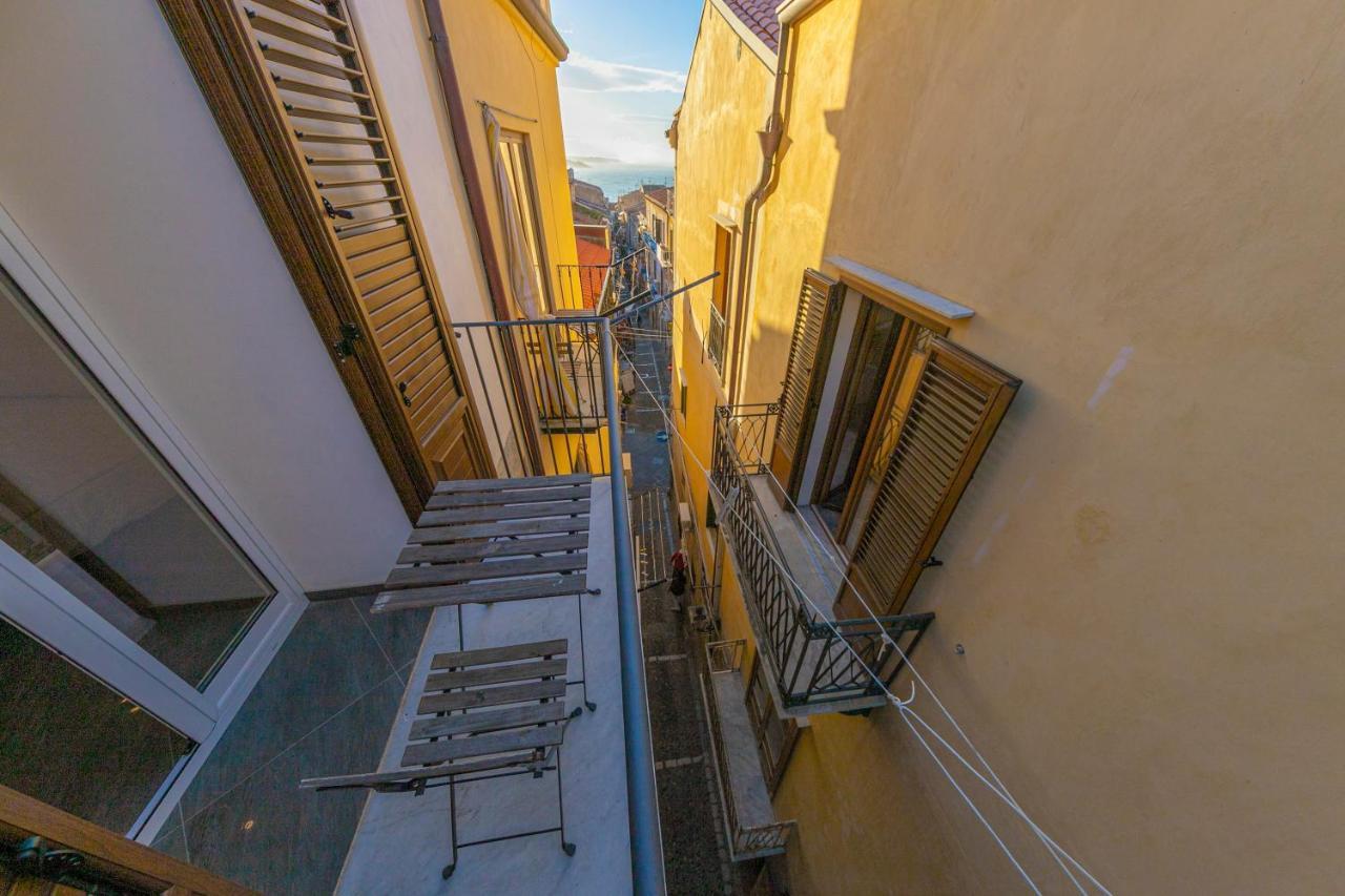 Kefa Holiday - Alle Torri Apartments Cefalu Bagian luar foto